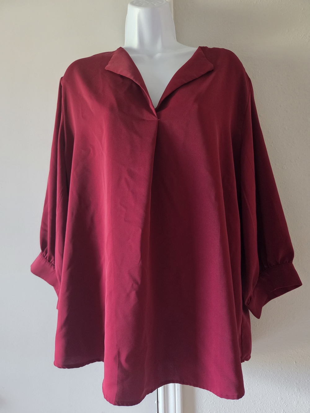 Unisquare Burgundy Blouse XL V Neck Collared 3/4 Sleeve Relaxed Work Top